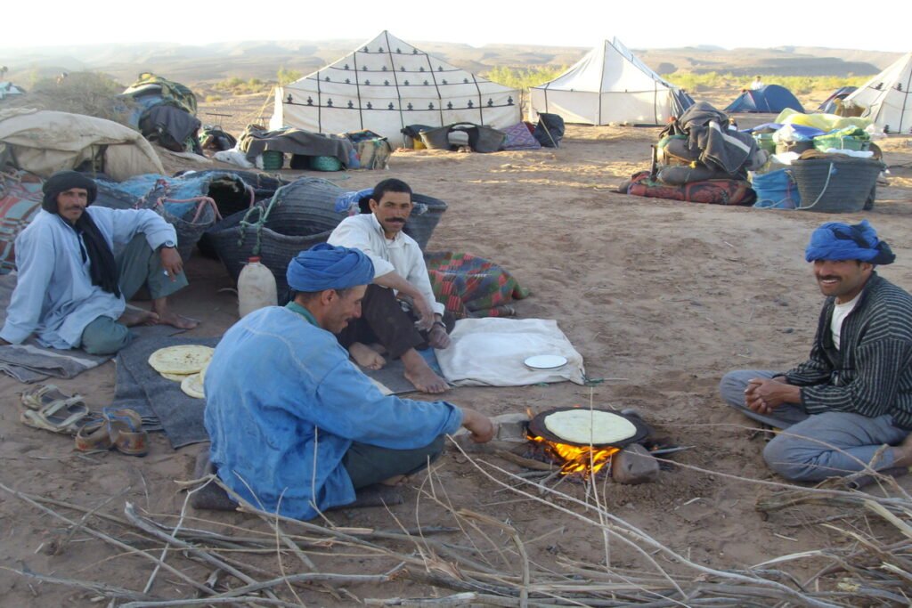 maroc voyages solidaires sahara 004 équipe